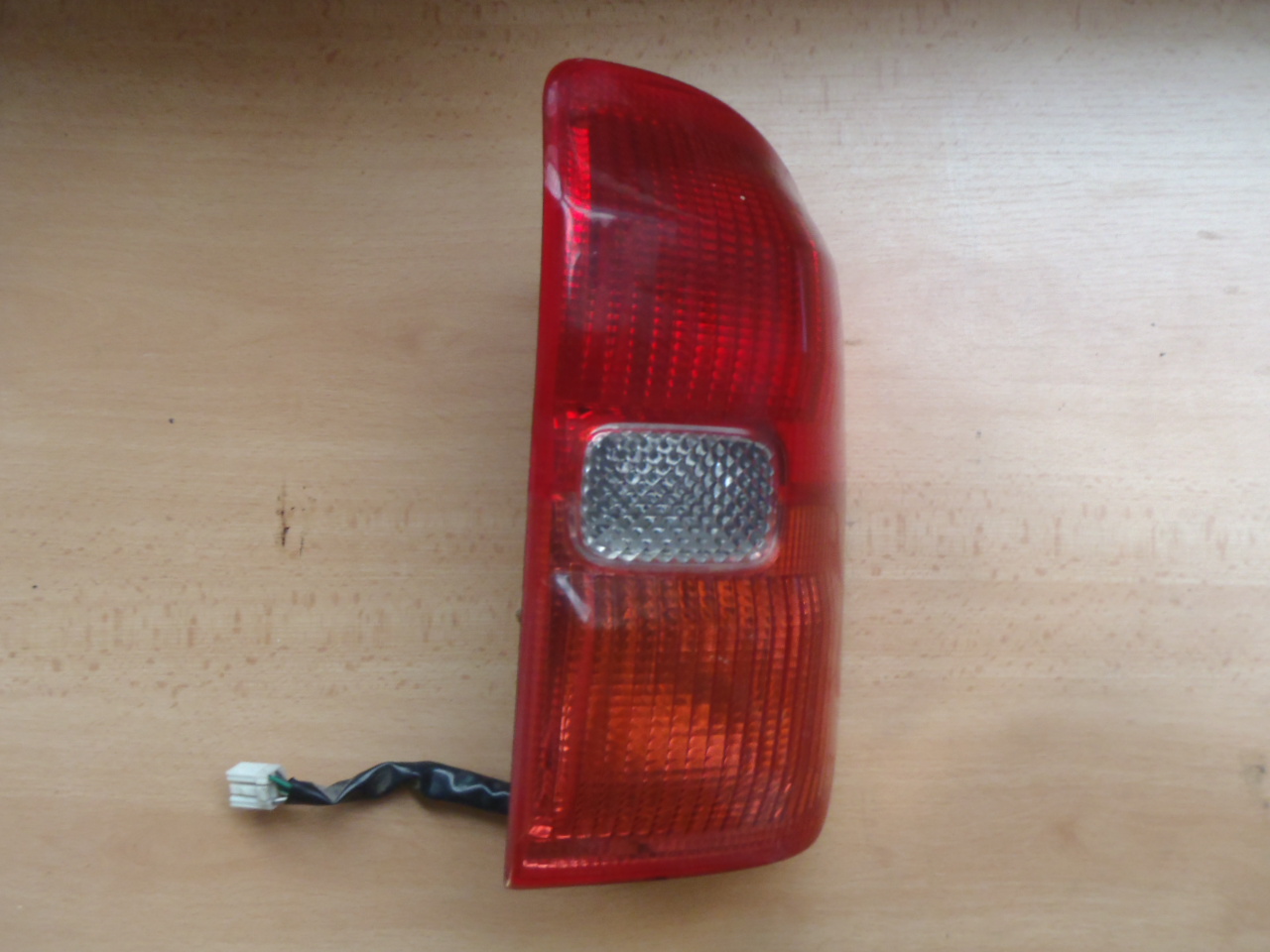 Zadní světlo RAV4 P.2000-2003