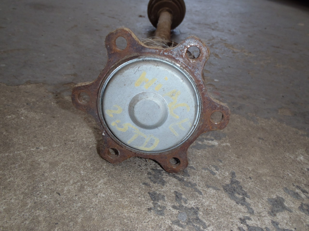 Zadní poloosa TD L+P