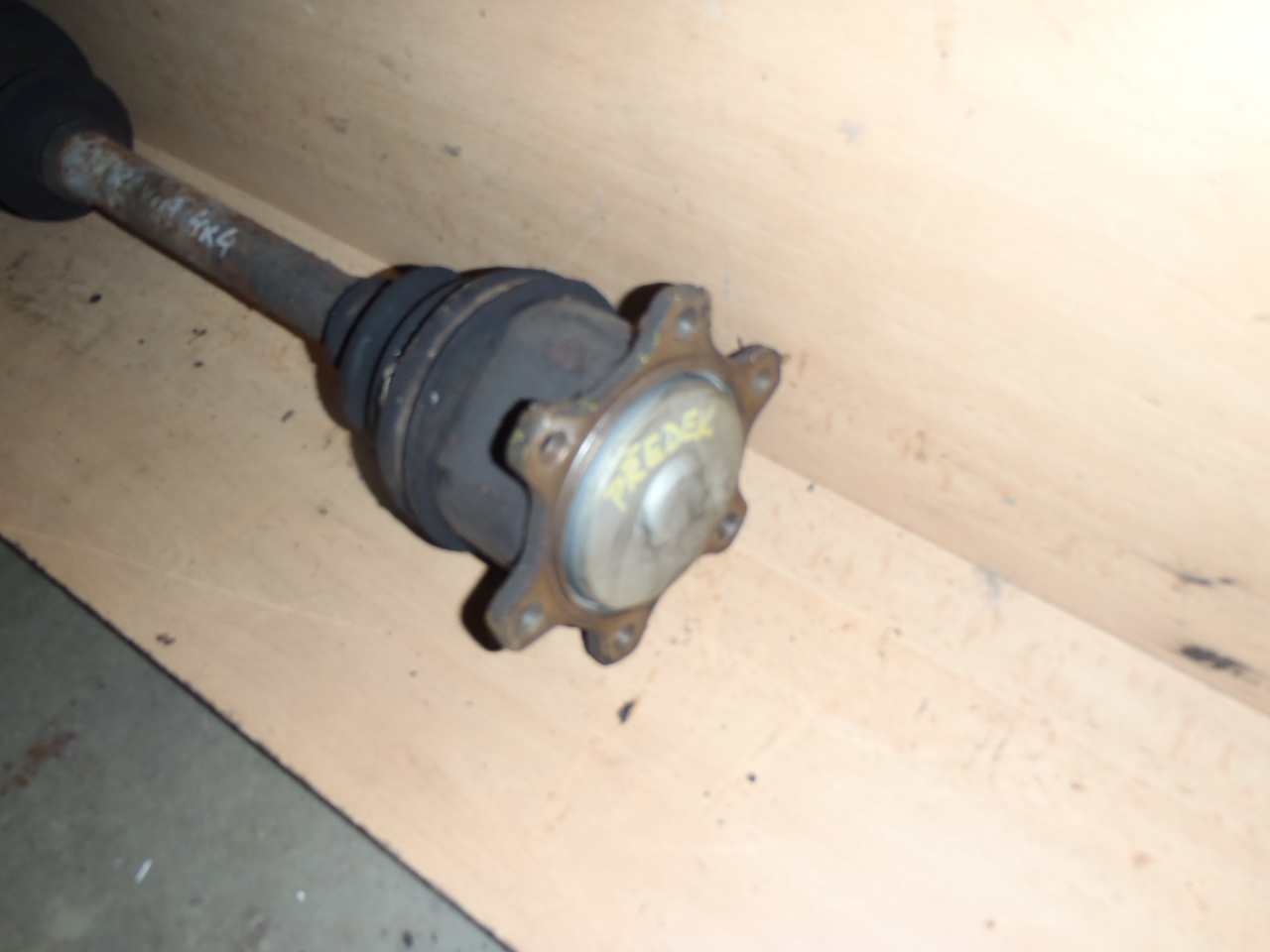 Poloosa L+P přední 4x4 2.4i