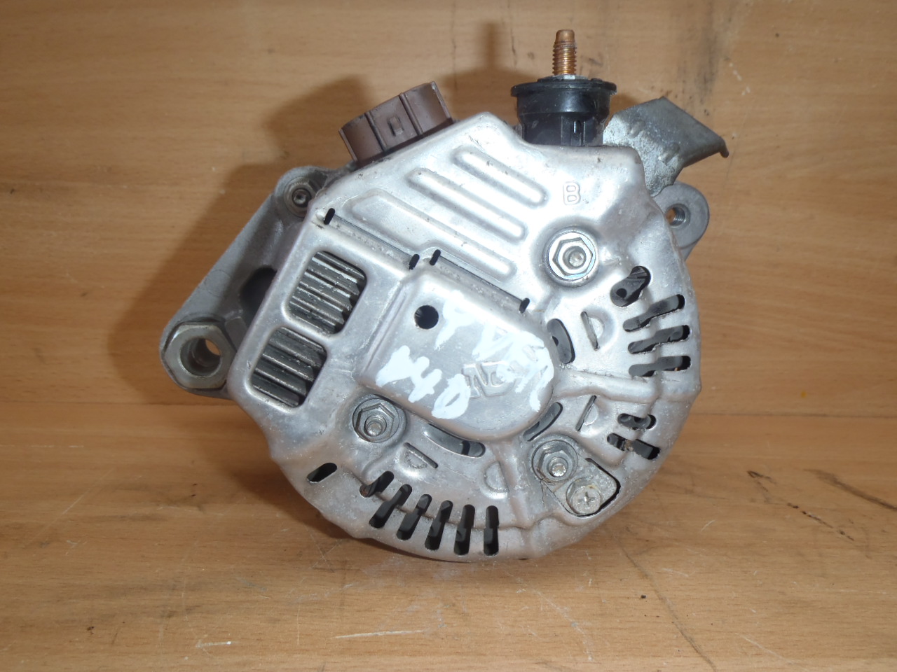 Alternátor 1.4 D4D
