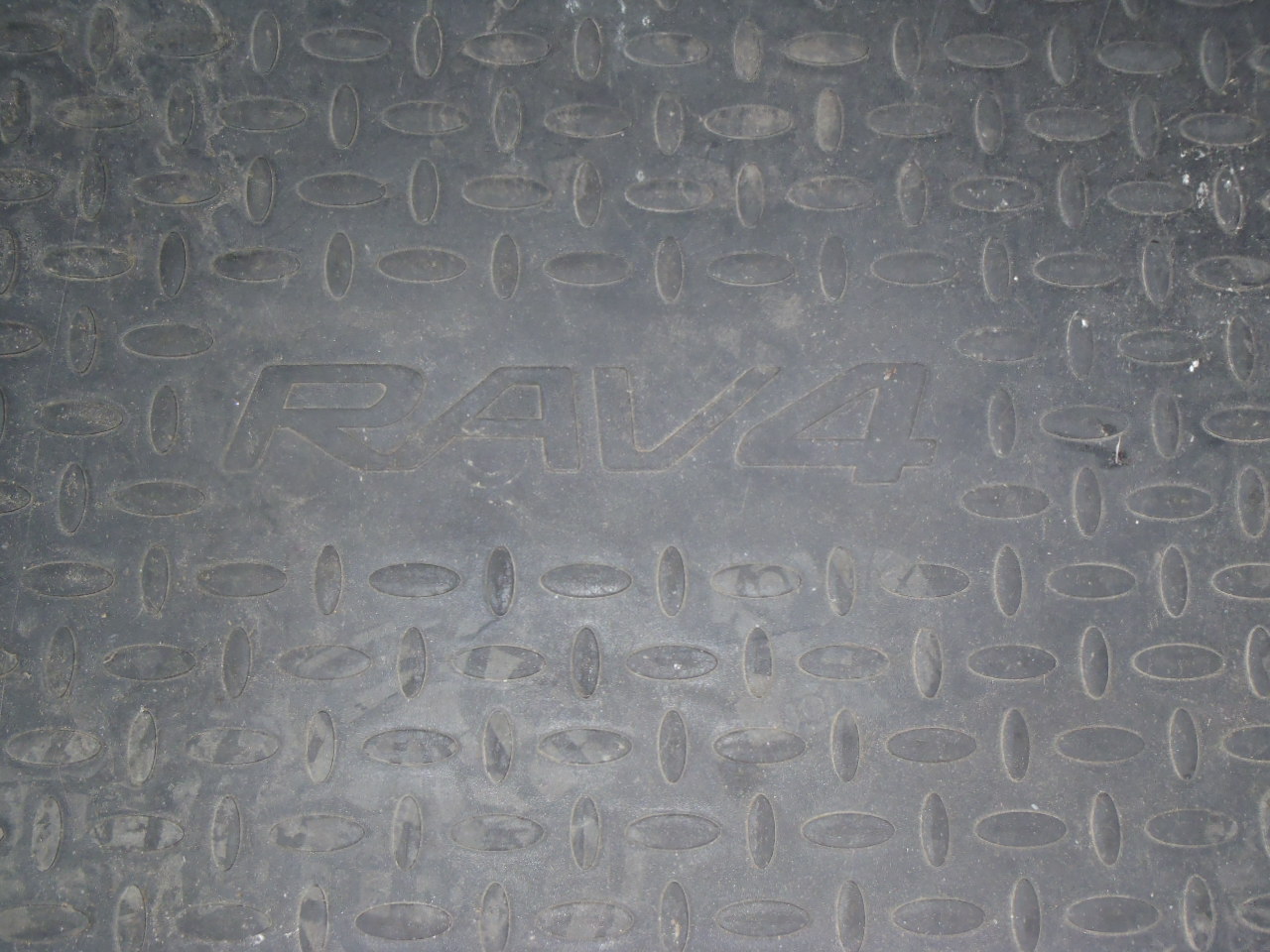 Plastová vana do kufru