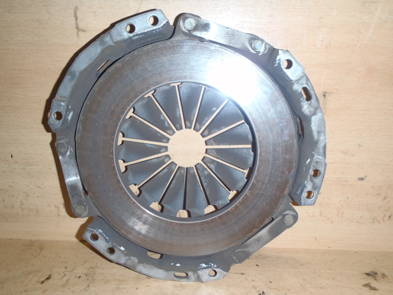Přítlačák 1.5 VVT-i Sport