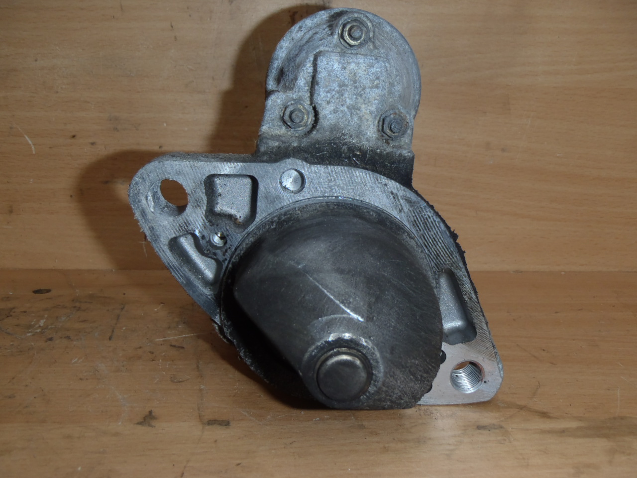 Startér 2.2 D-CAT