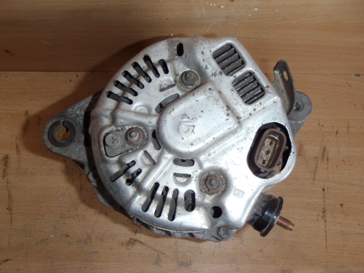 Alternátor 1.0 VVT-i