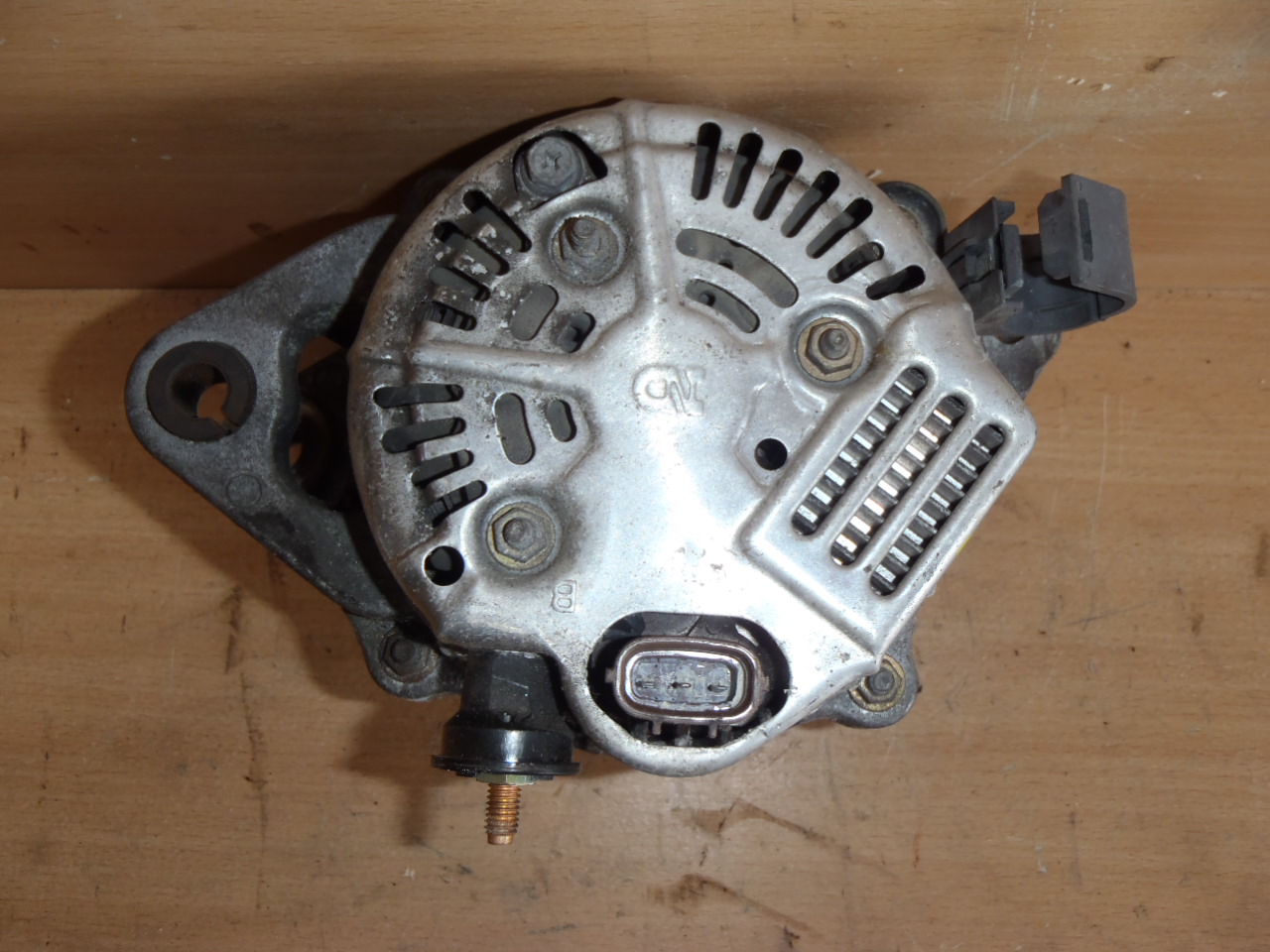 Alternátor 1.6i