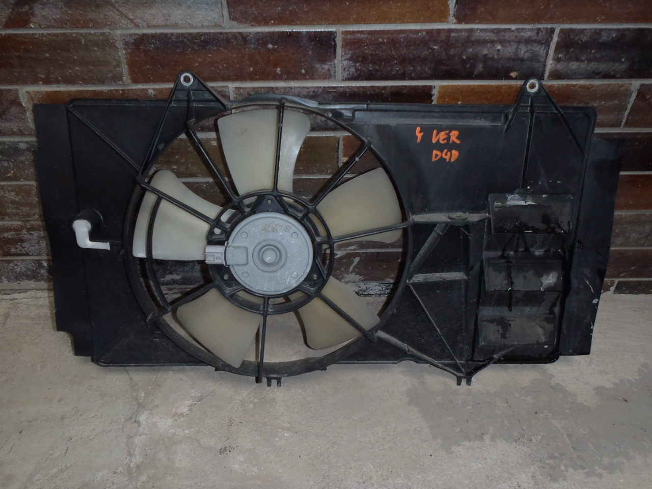 Sahara s vrtulí 1.4 D4D