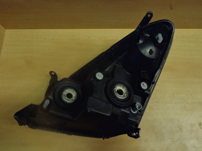 Přední světlo Corolla Verso P.2004-2007