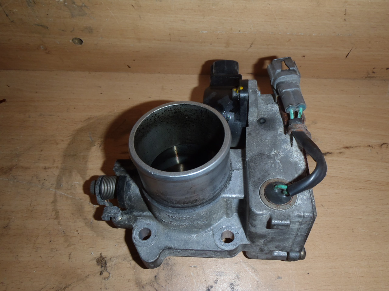 Škrtící klapka sání 2.0 D4D 