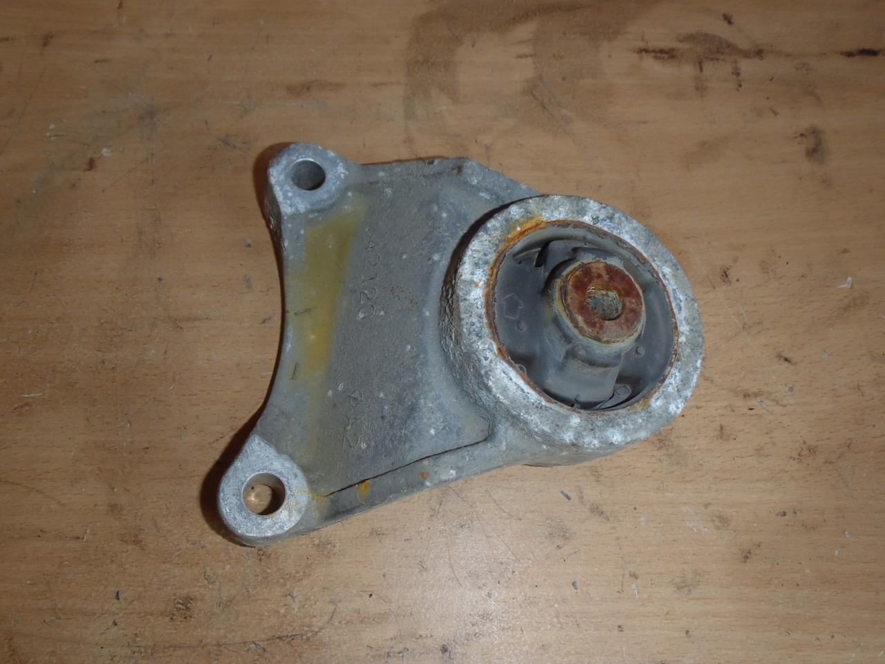 Silentblok diferenciálu P.