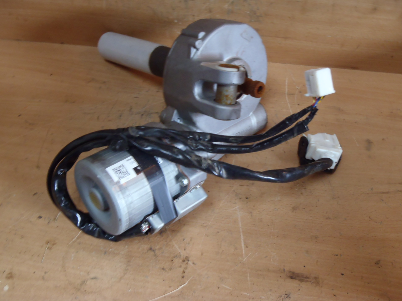 El. Motor řízení 45200-02281