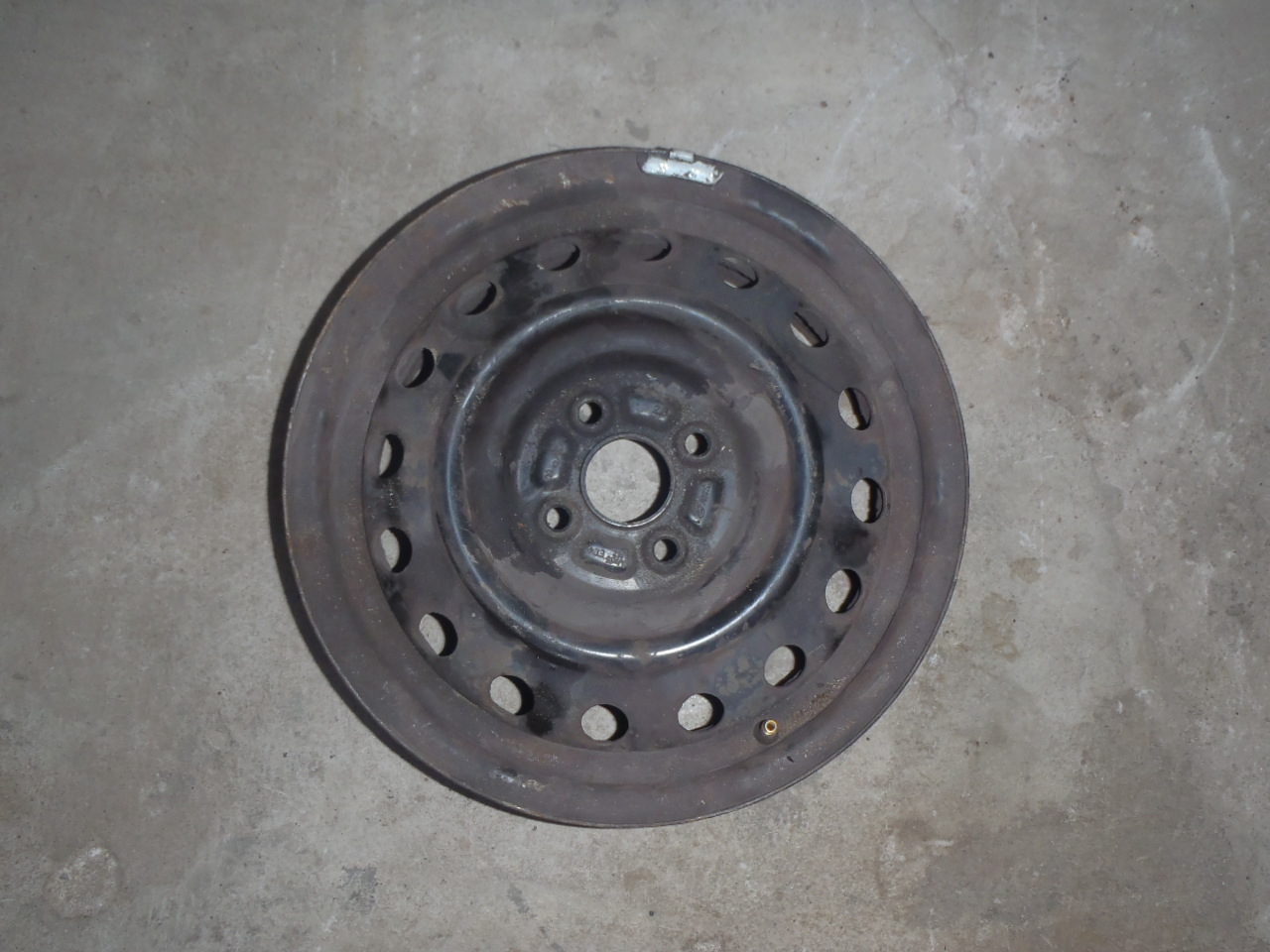 Plechový disk 15" Toyota Corolla