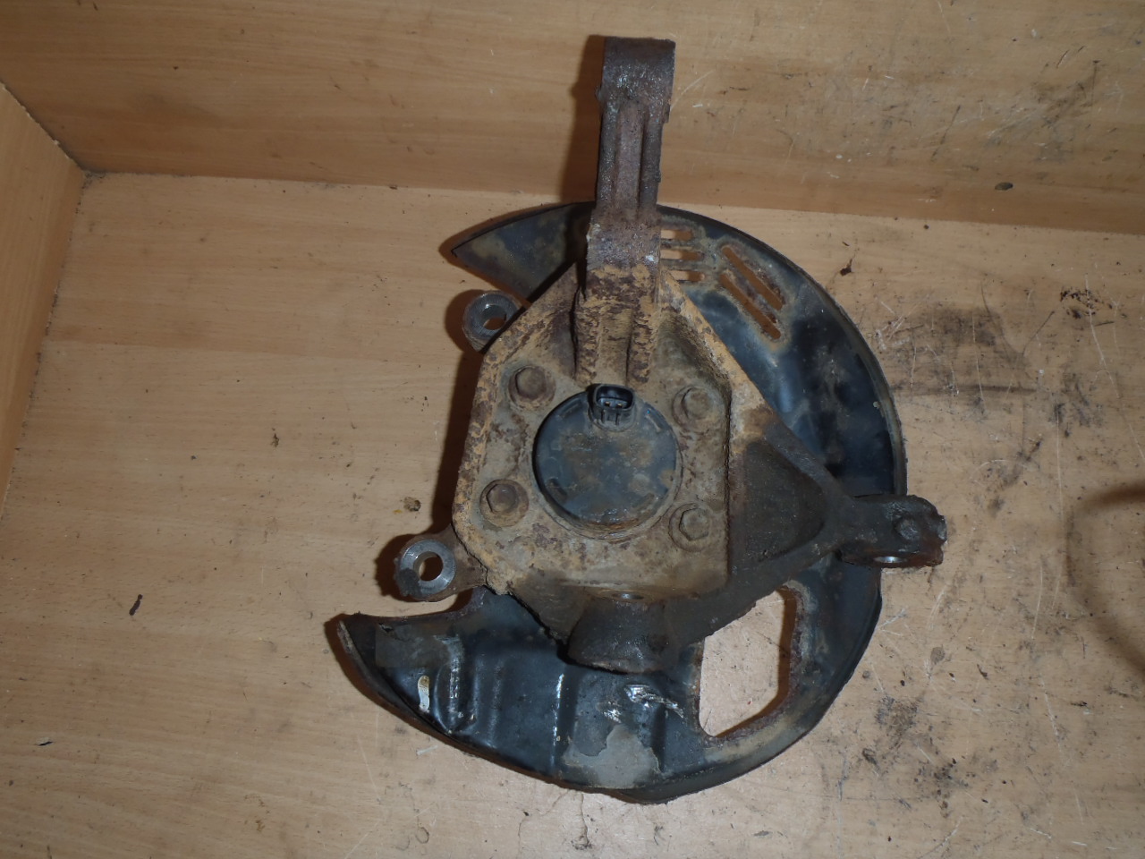 L.P těhlice 1.8 VVT-i s ABS