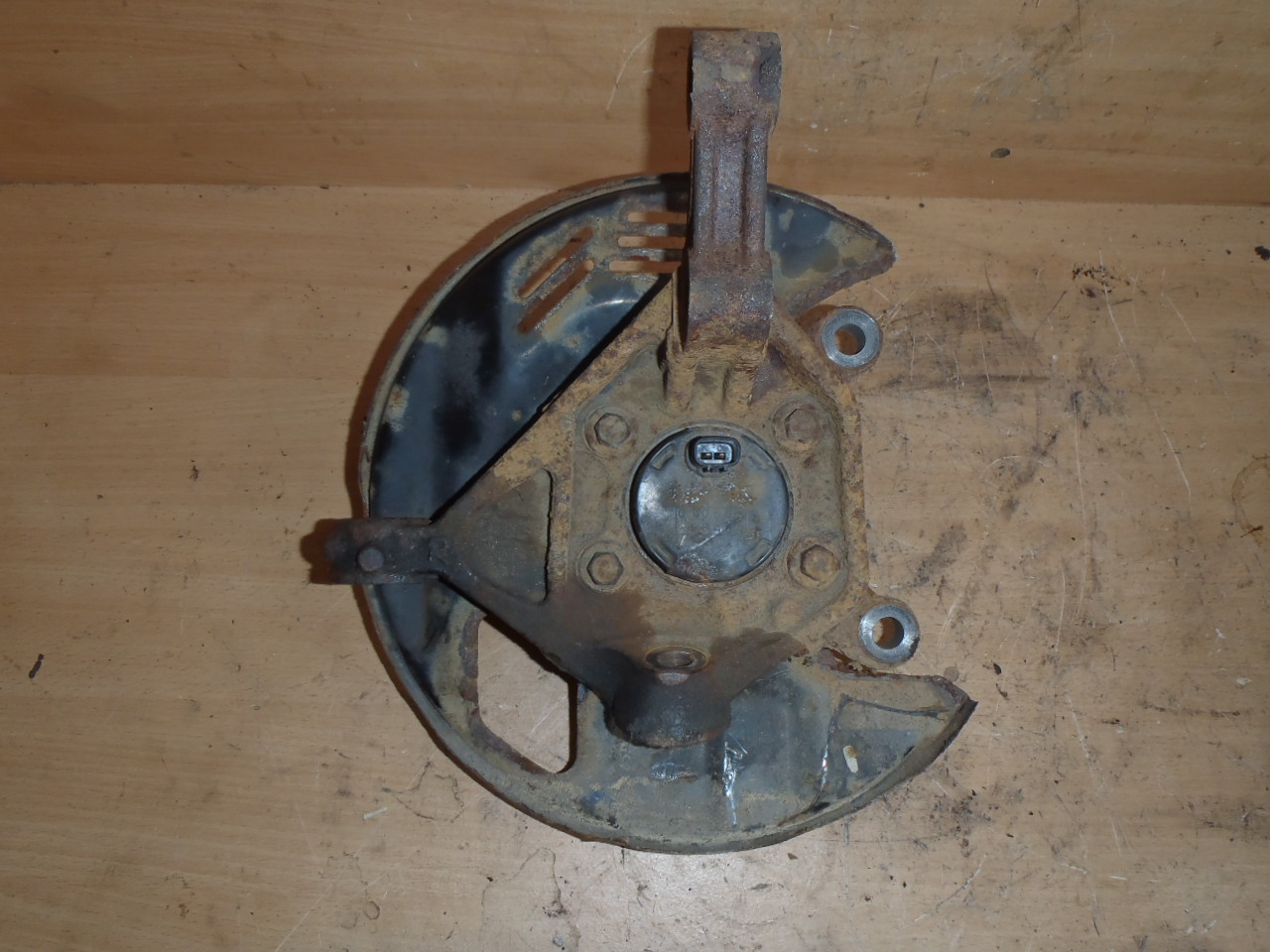 P.P těhlice 1.8 VVT-i s ABS