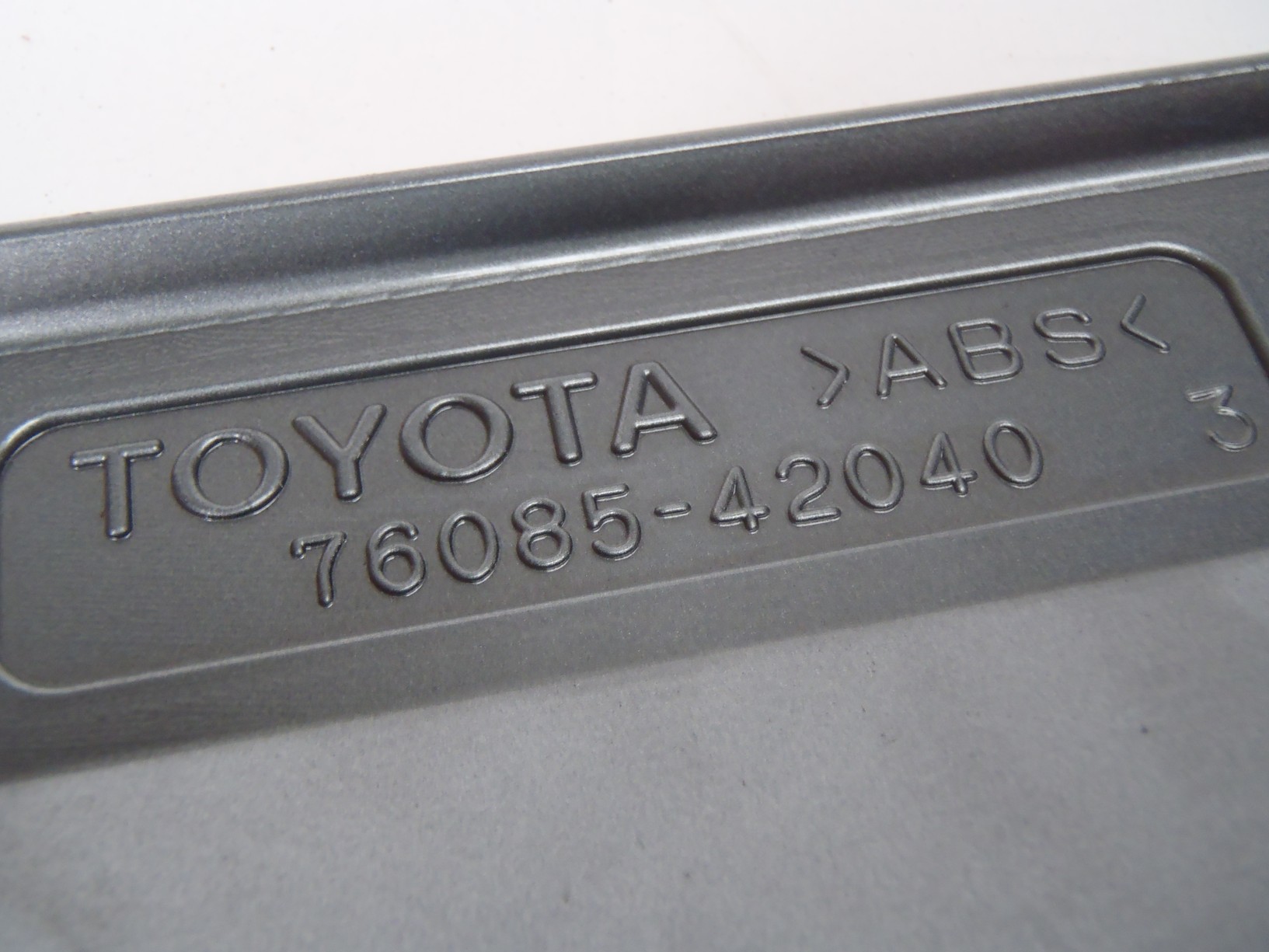 Křídlo na 5. dveře