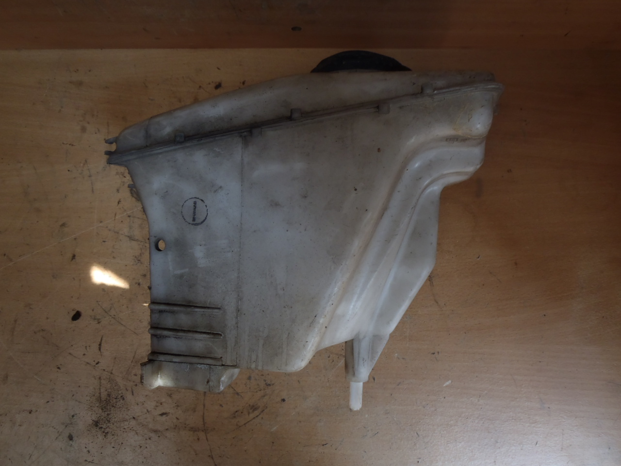 Nádobka ostřikovače