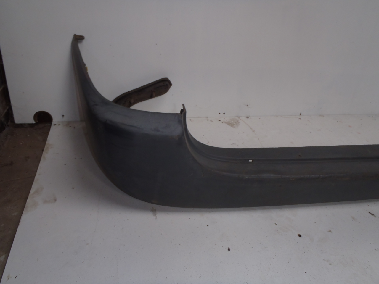 Zadní nárazník 
