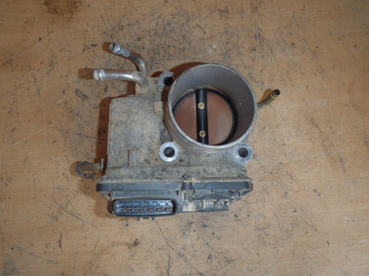 Klapka sání 2.0 VVT-i 22030-28060