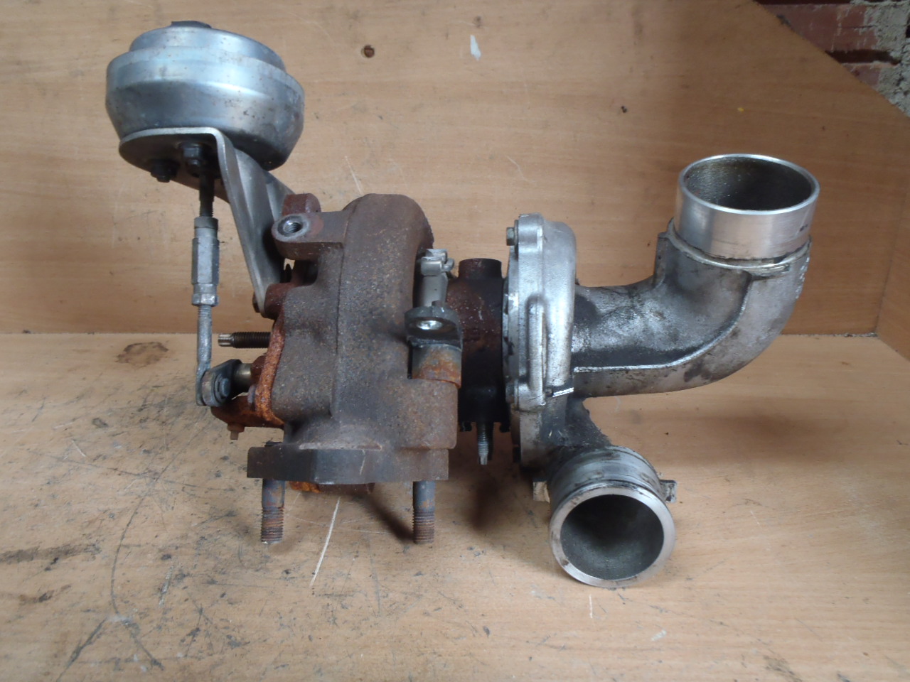 Turbo 2.2 D4D 17201-0R010