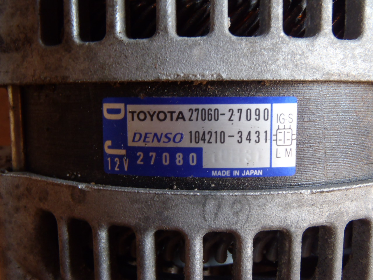 Alternátor Corolla 2.0 D4D