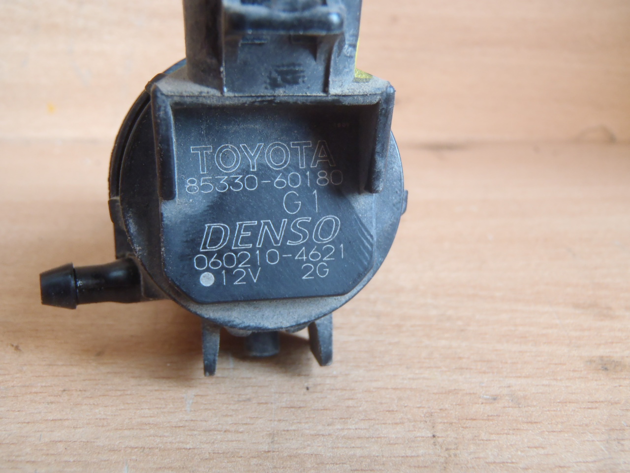 Motorek ostřikovače 85330-60180