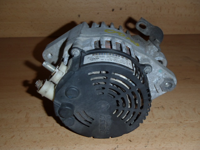 Alternátor Avensis Verso 