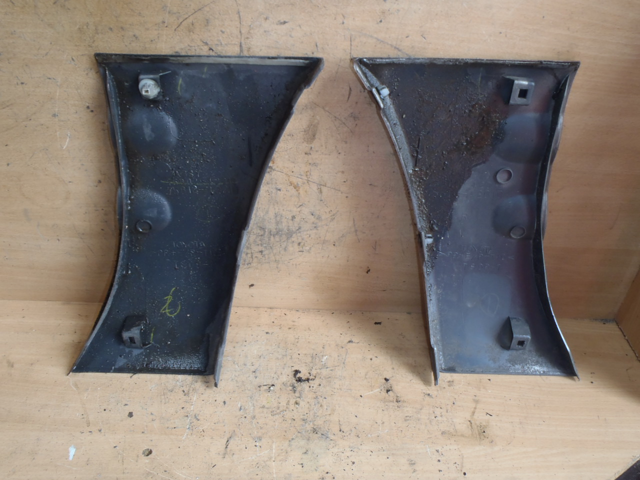 Lišty na blatníky L+P