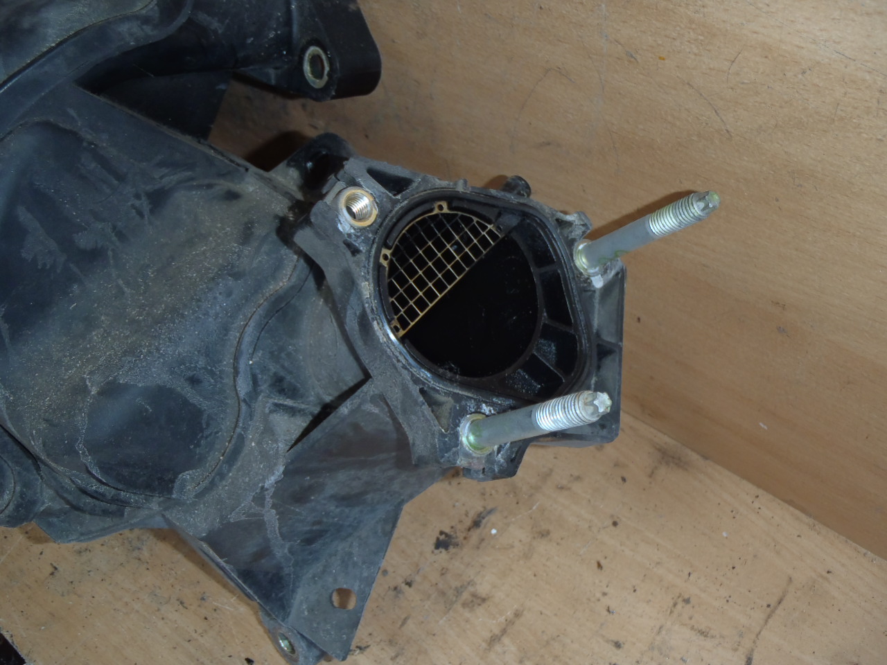 Sání 1.4 VVT-i