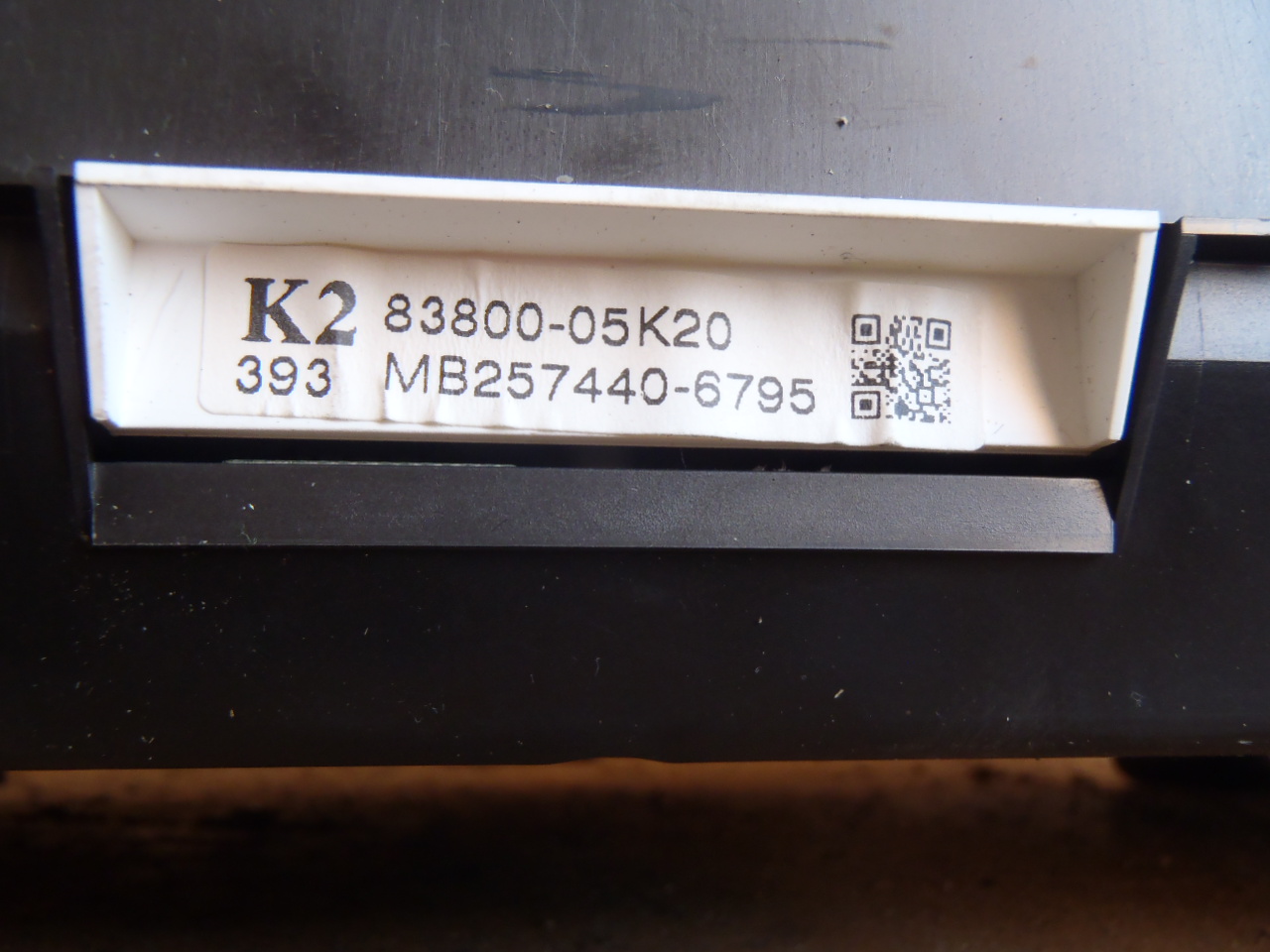 Budíky 83800-05K20