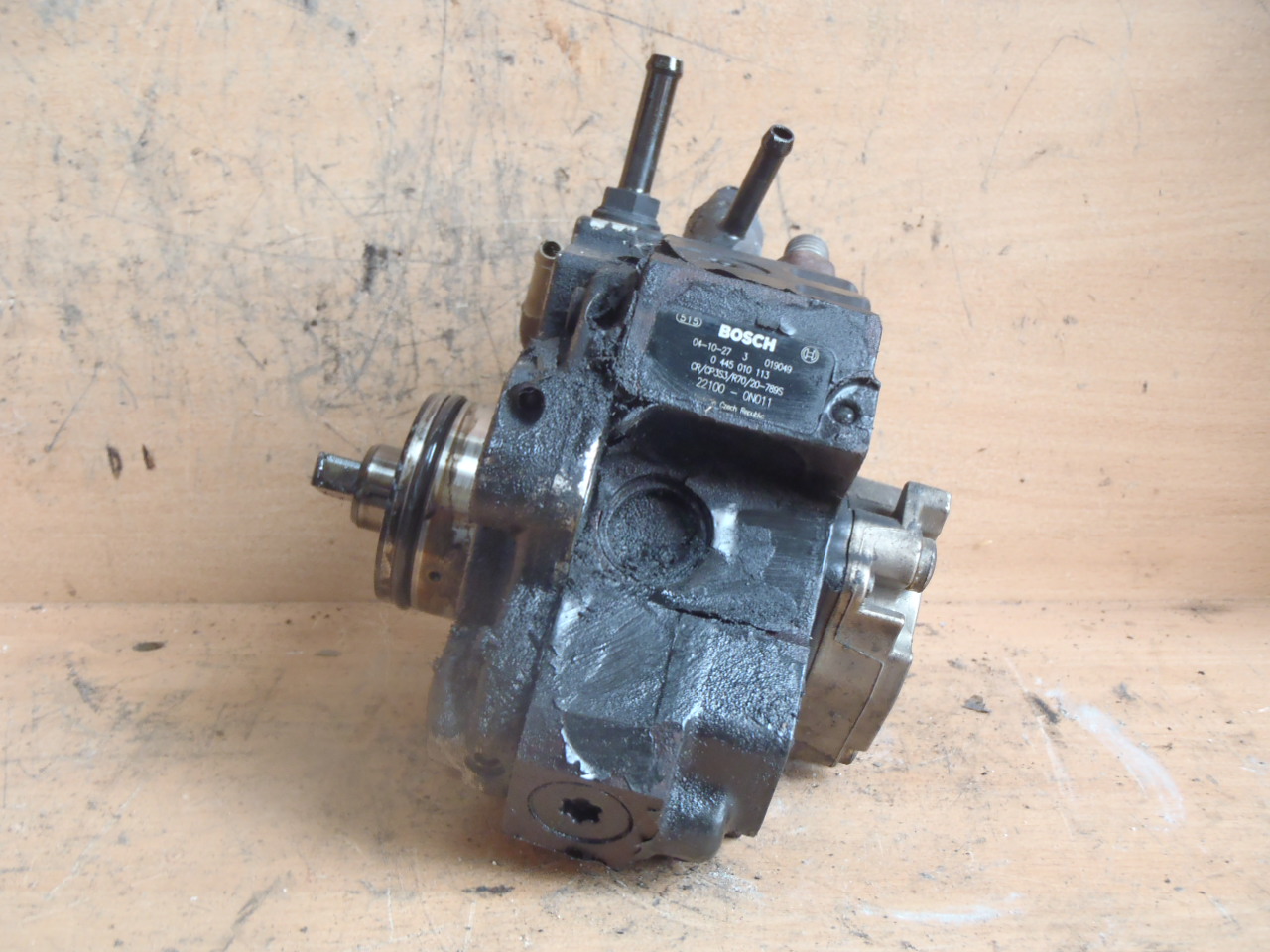 Naftové čerpadlo 1.4 D4D 22100-0N011