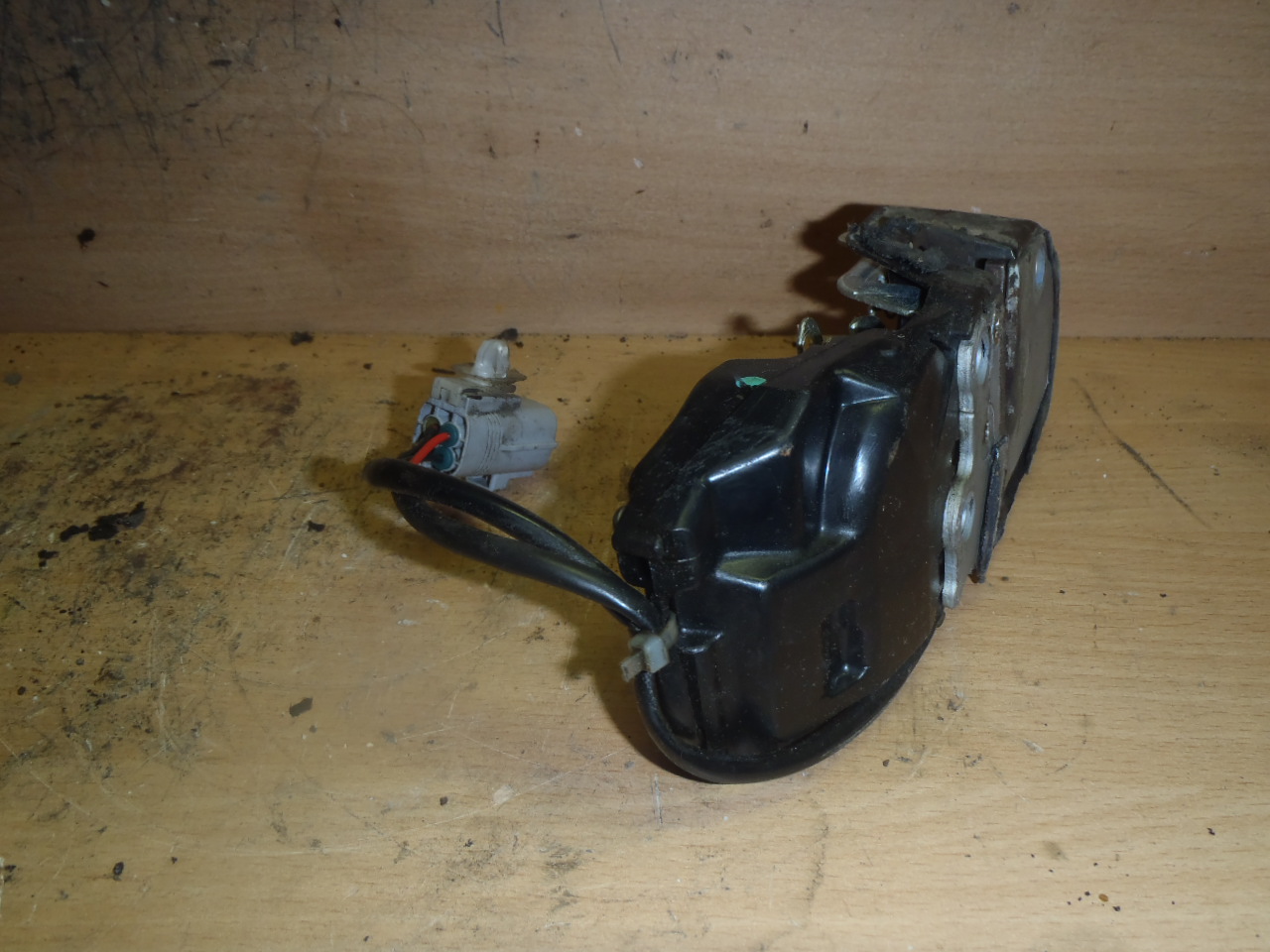 Centrál 3/5. dveří