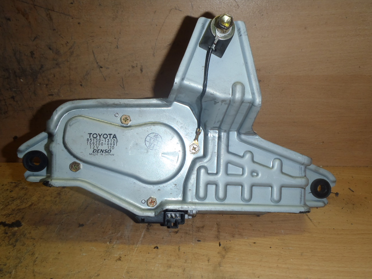 Motorek zadního stěrače combi E12