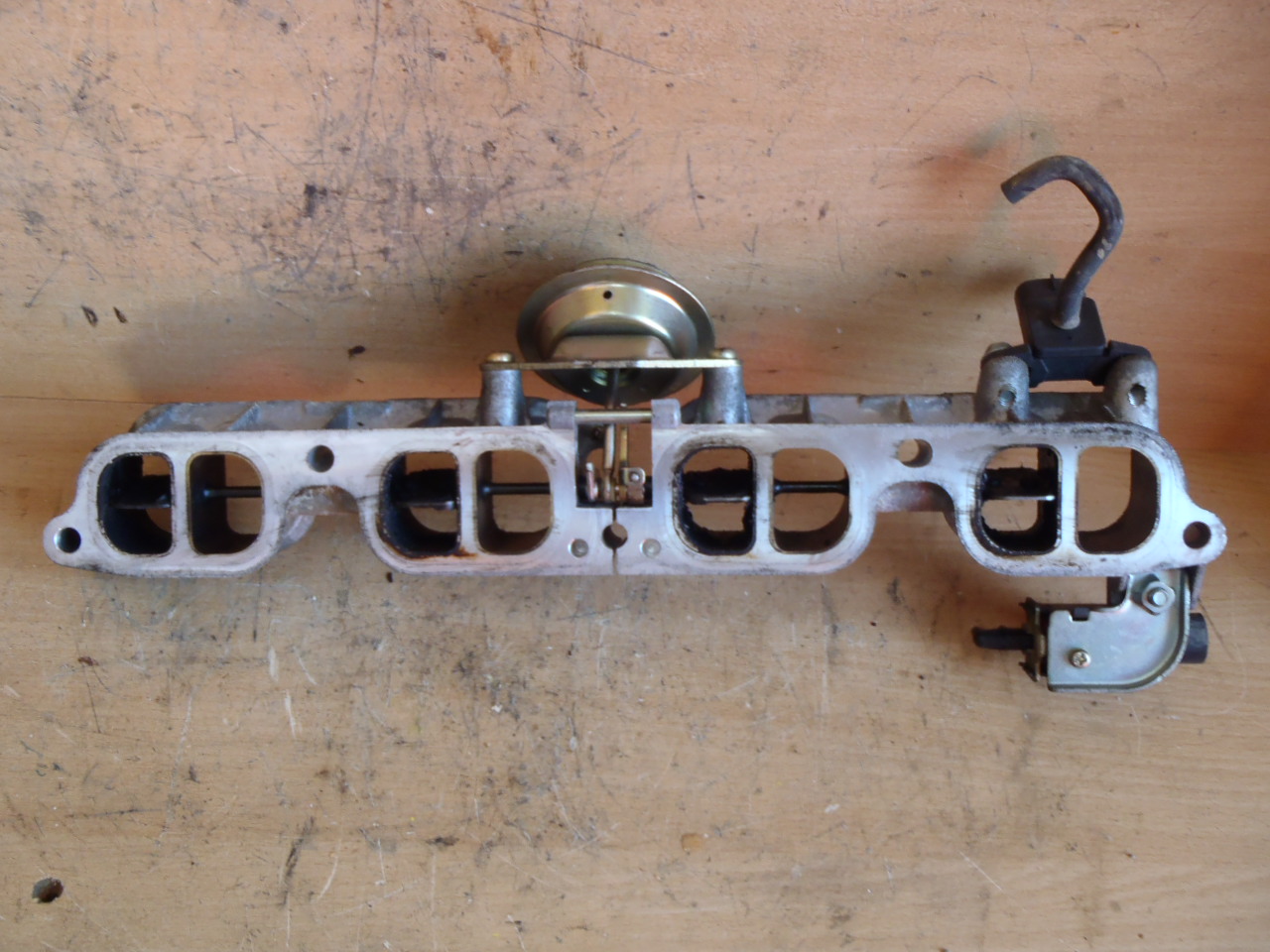 Klapky 2.0 VVT-i
