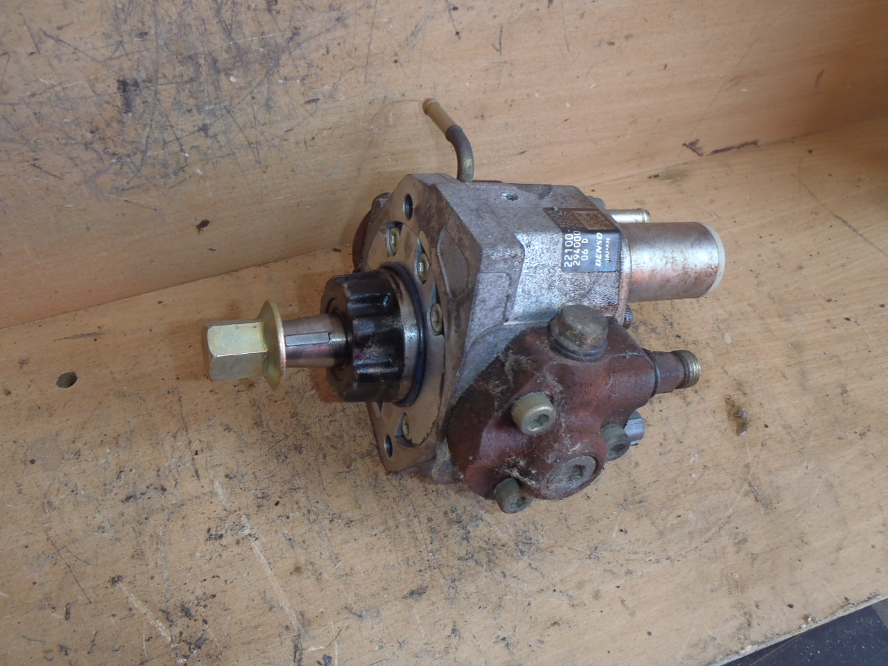 Naftové čerpadlo 22100-30021