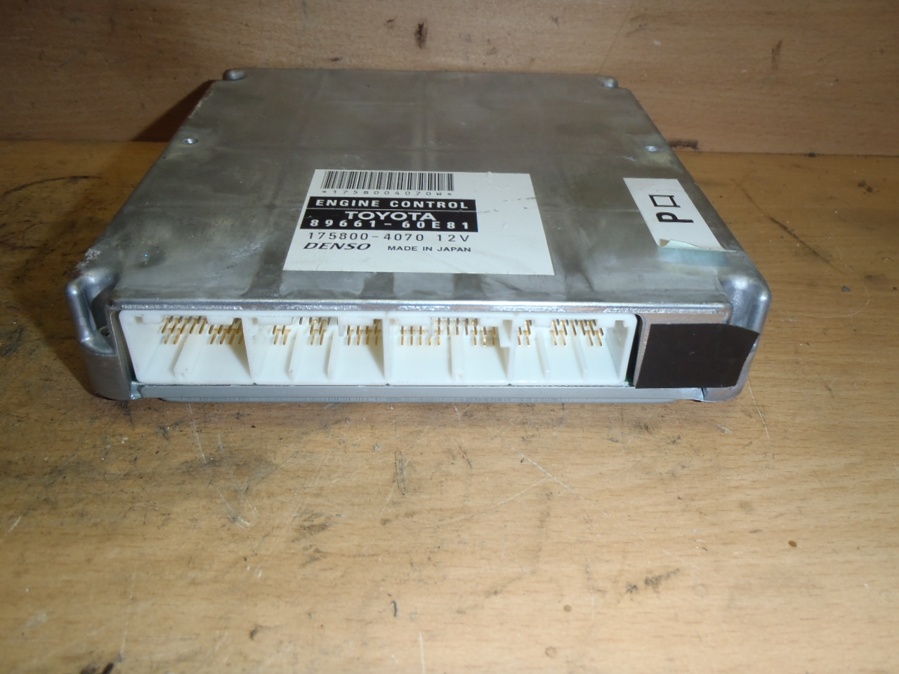 Řídící jednotka motoru 3.0 D4D 89661-60E81