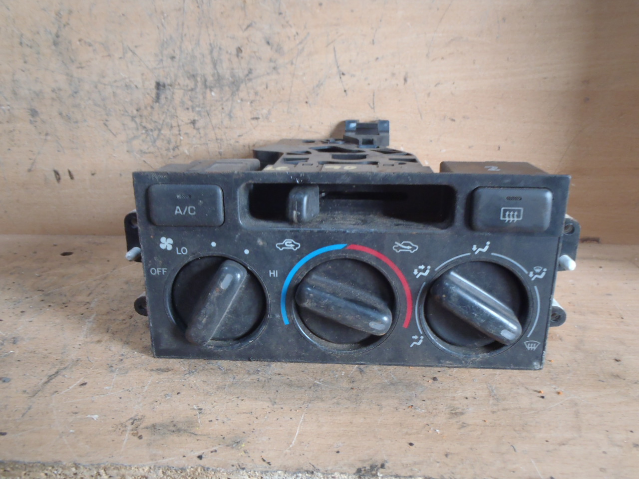 Ovládání klimatizace