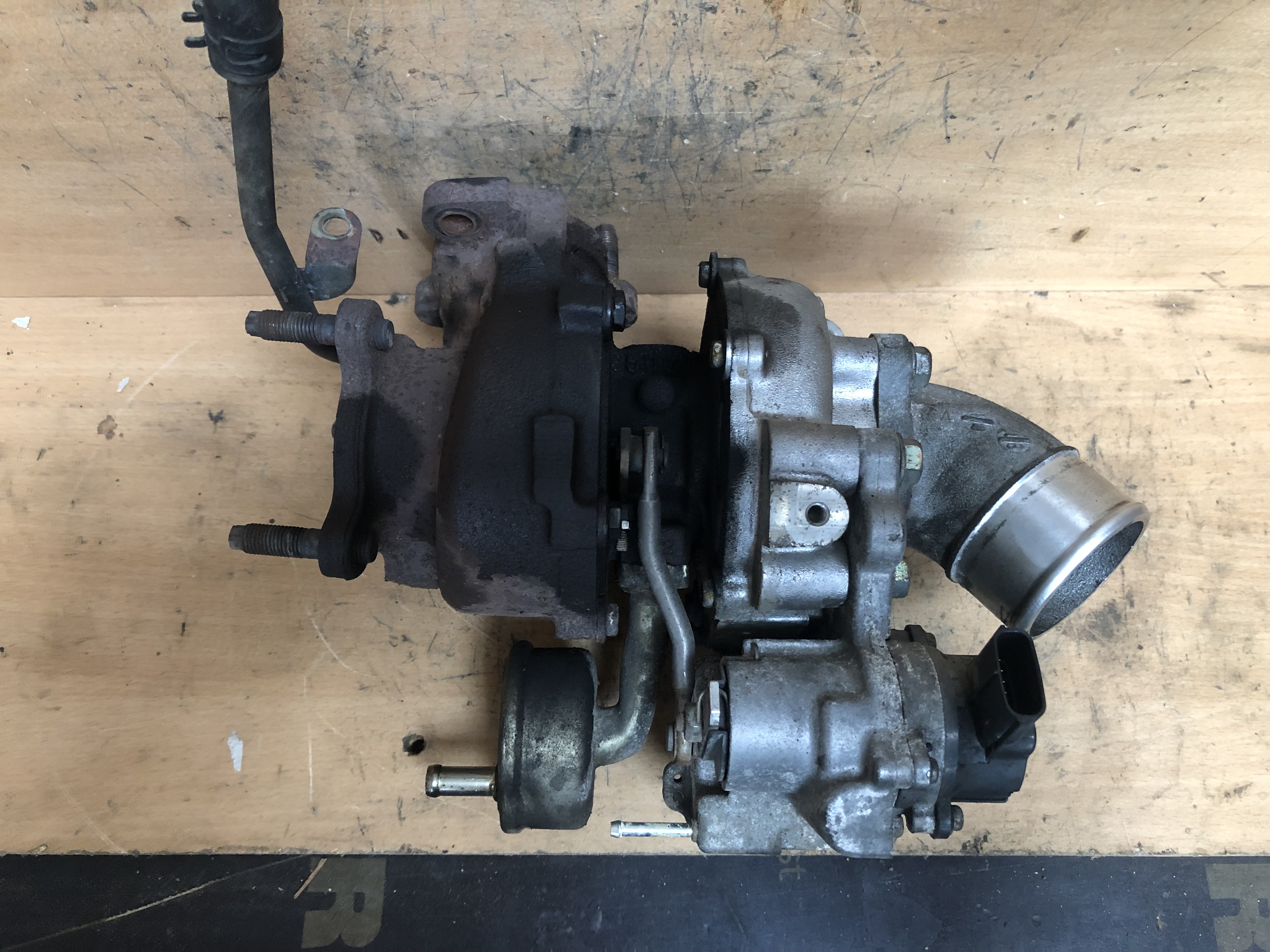 Turbo 4.5 D4D 17208-51010