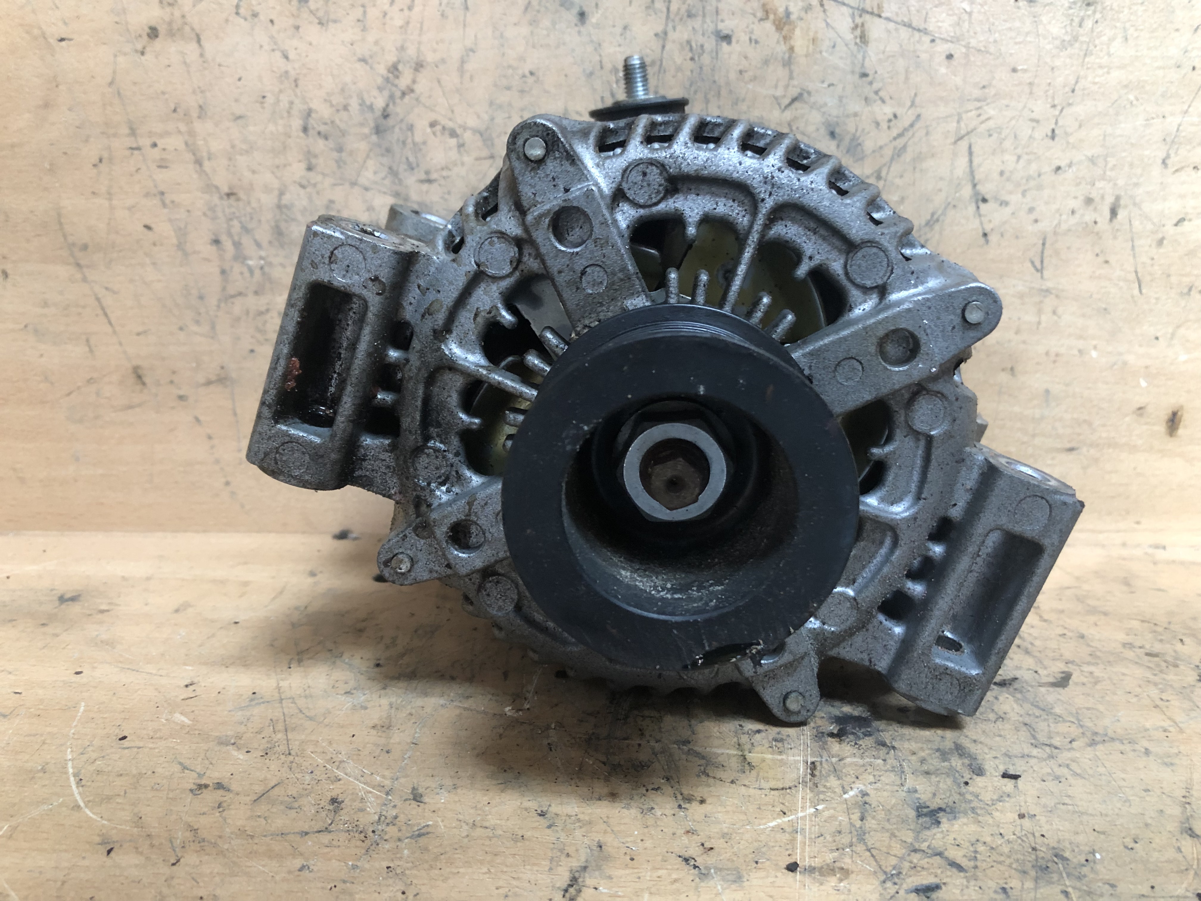 Alternátor 021080-1300