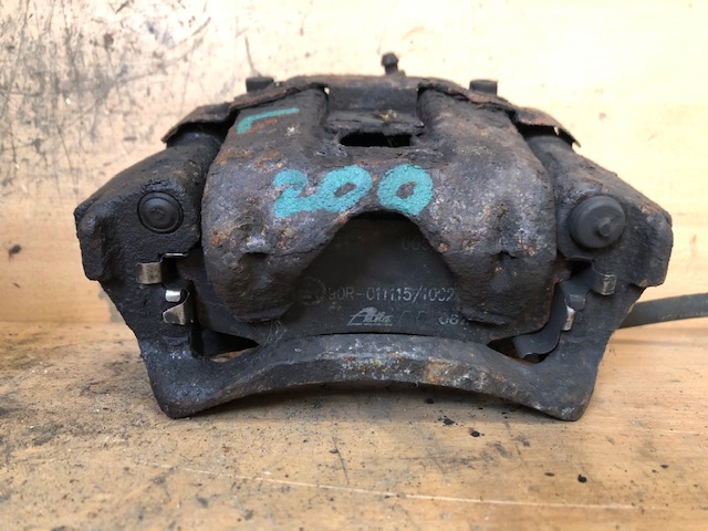 Levý zadní brzdič