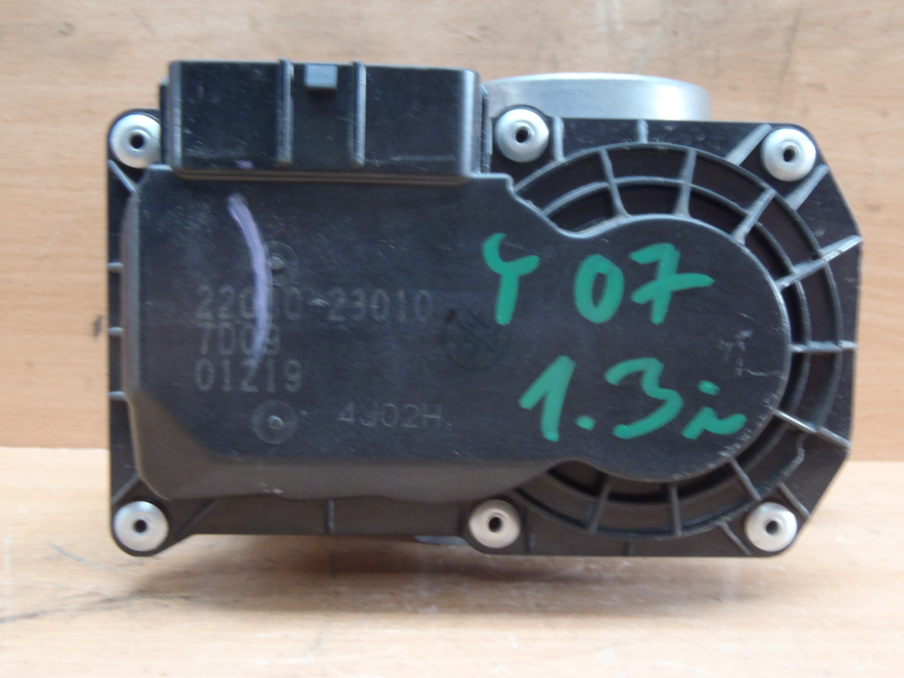 Klapka sání 1.3  VVT-i