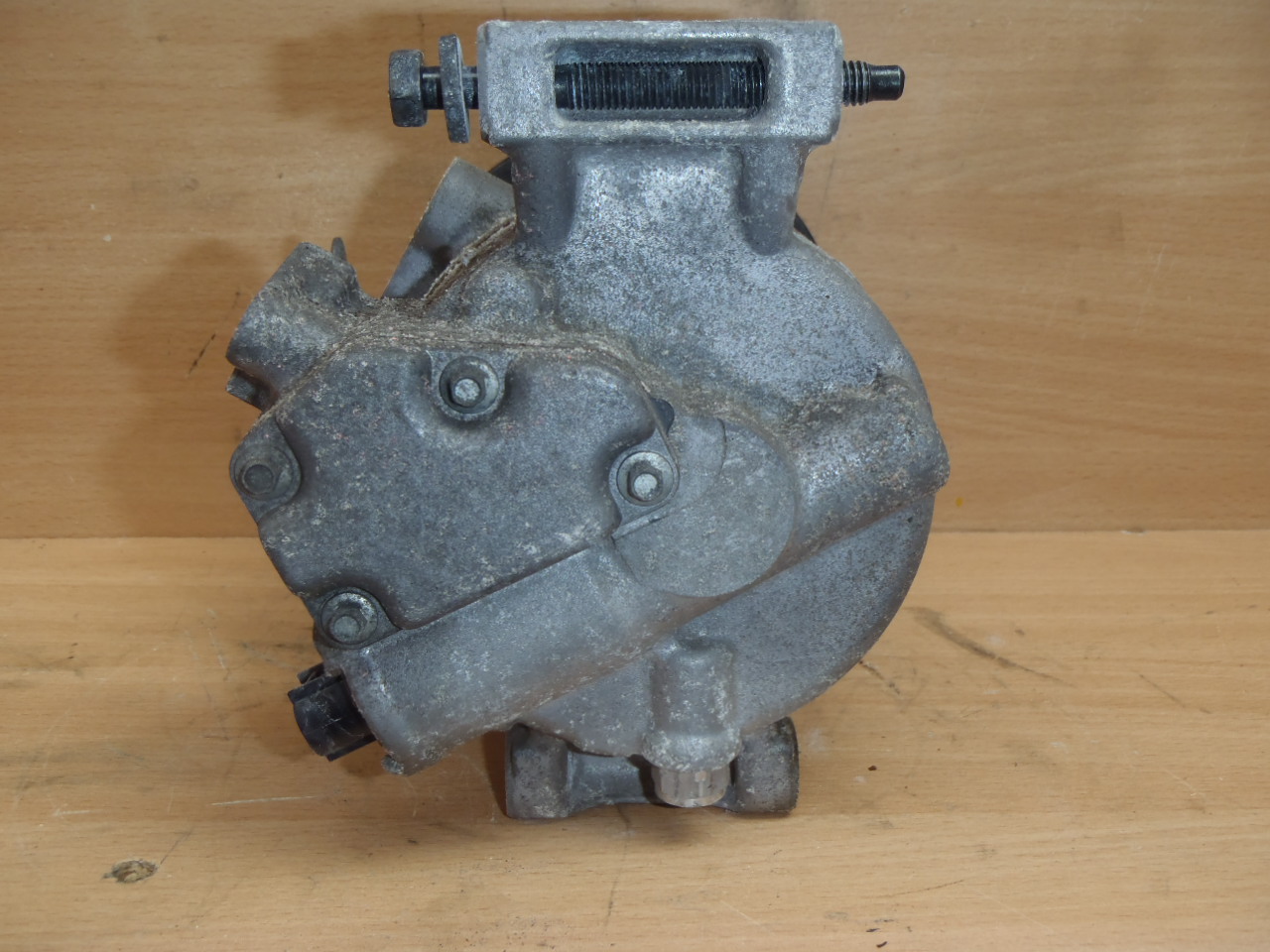 Klimakompresor  2.0 VVT-i