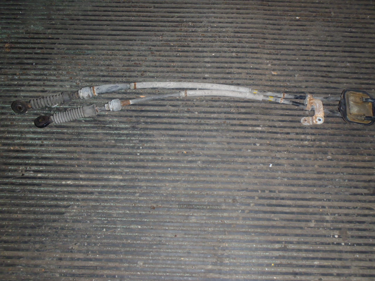 Táhla řazení + kulisa 1.5 VVT-i Sport