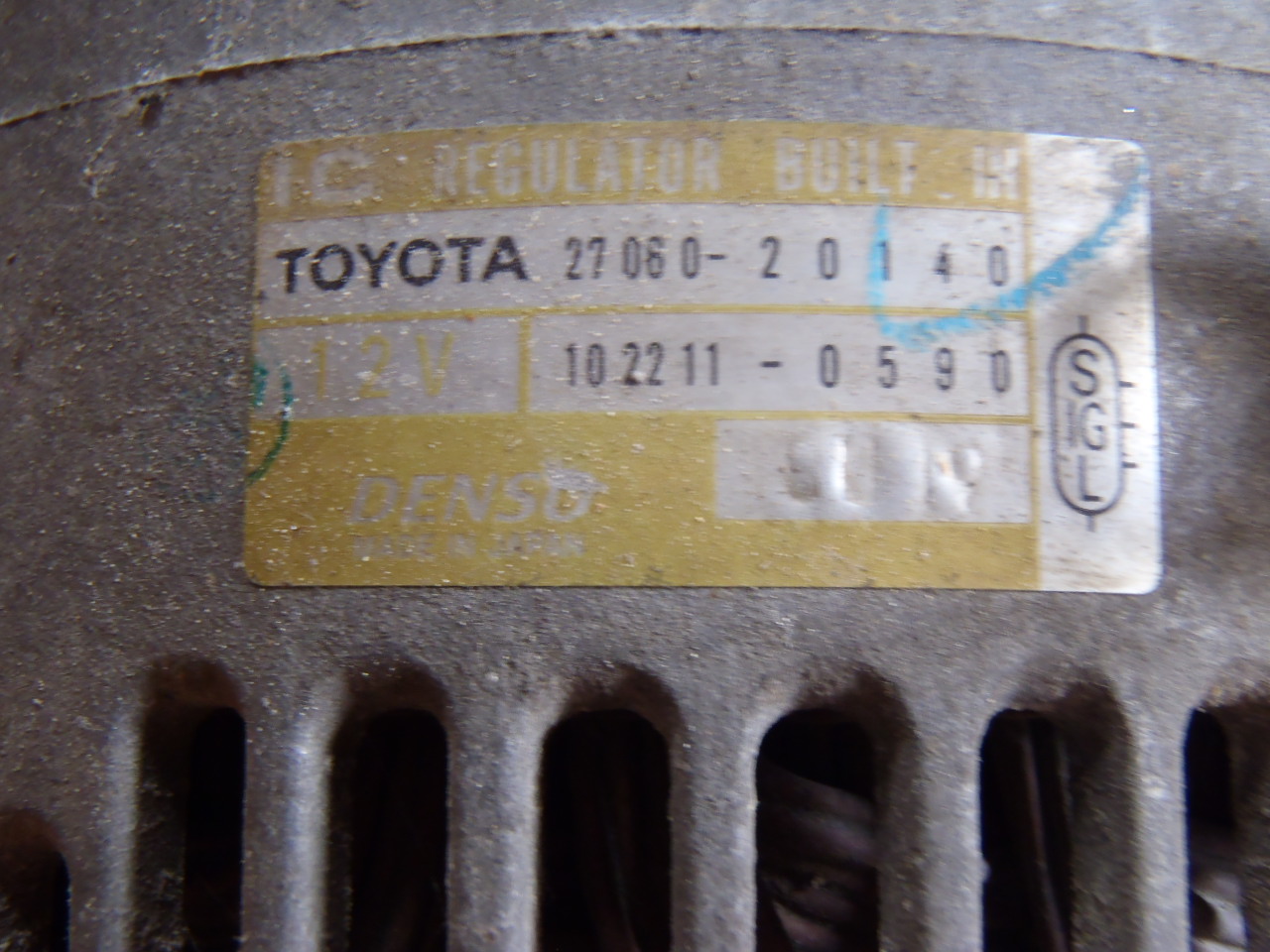 Alternátor RX 300 V6