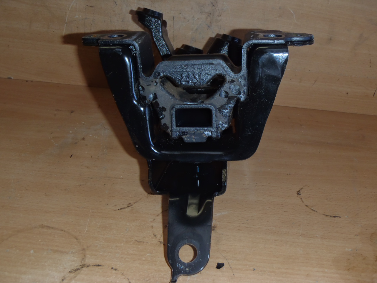 Silentblok motoru 1.0 VVT-i NOVÝ DÍL