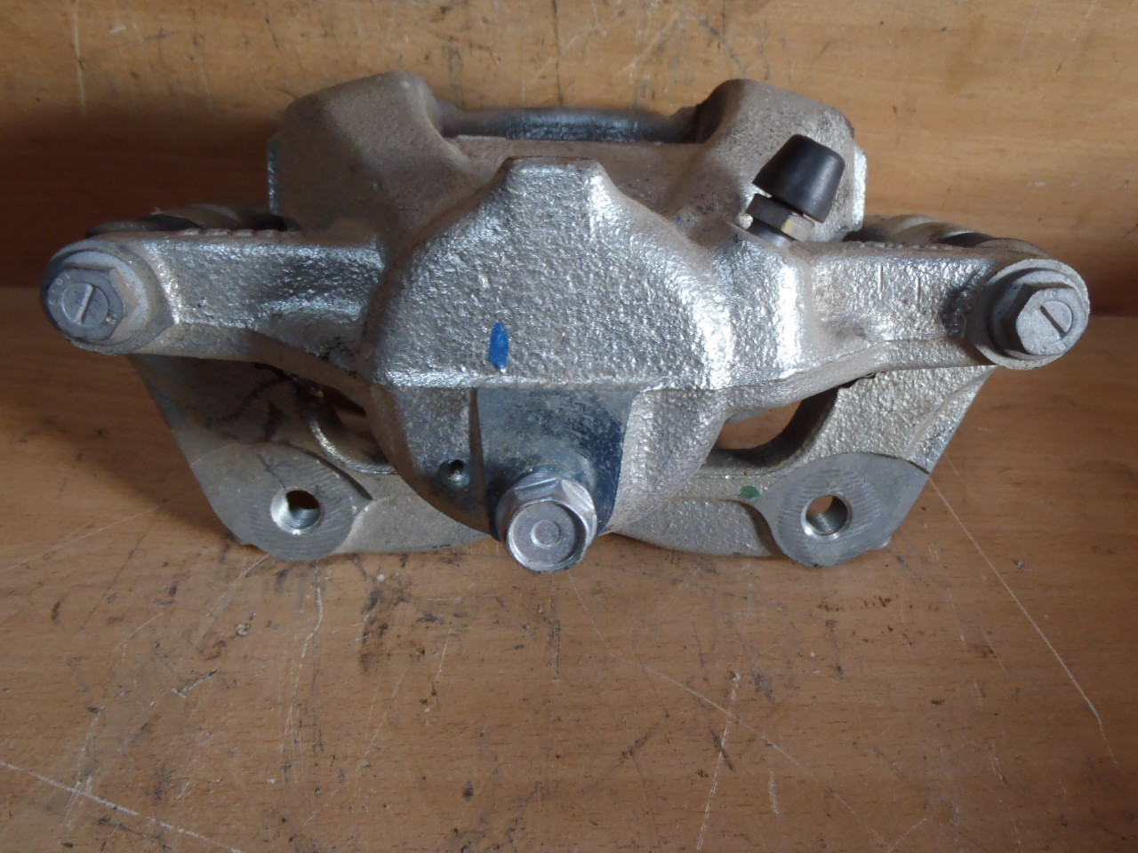 Přední brzdič P. 2.0 D4D Nový