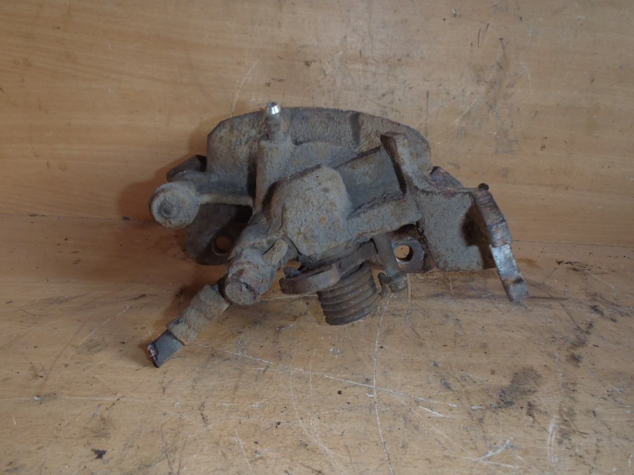 L.Z brzdič 1.8 VVT-i
