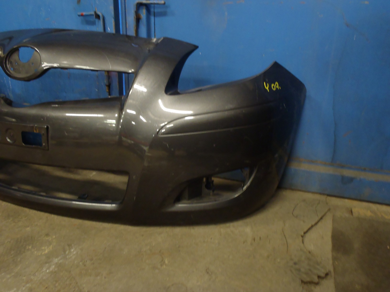 Přední nárazník Yaris