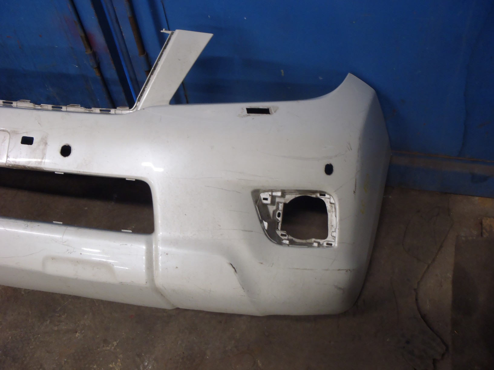 Přední nárazník LC 150