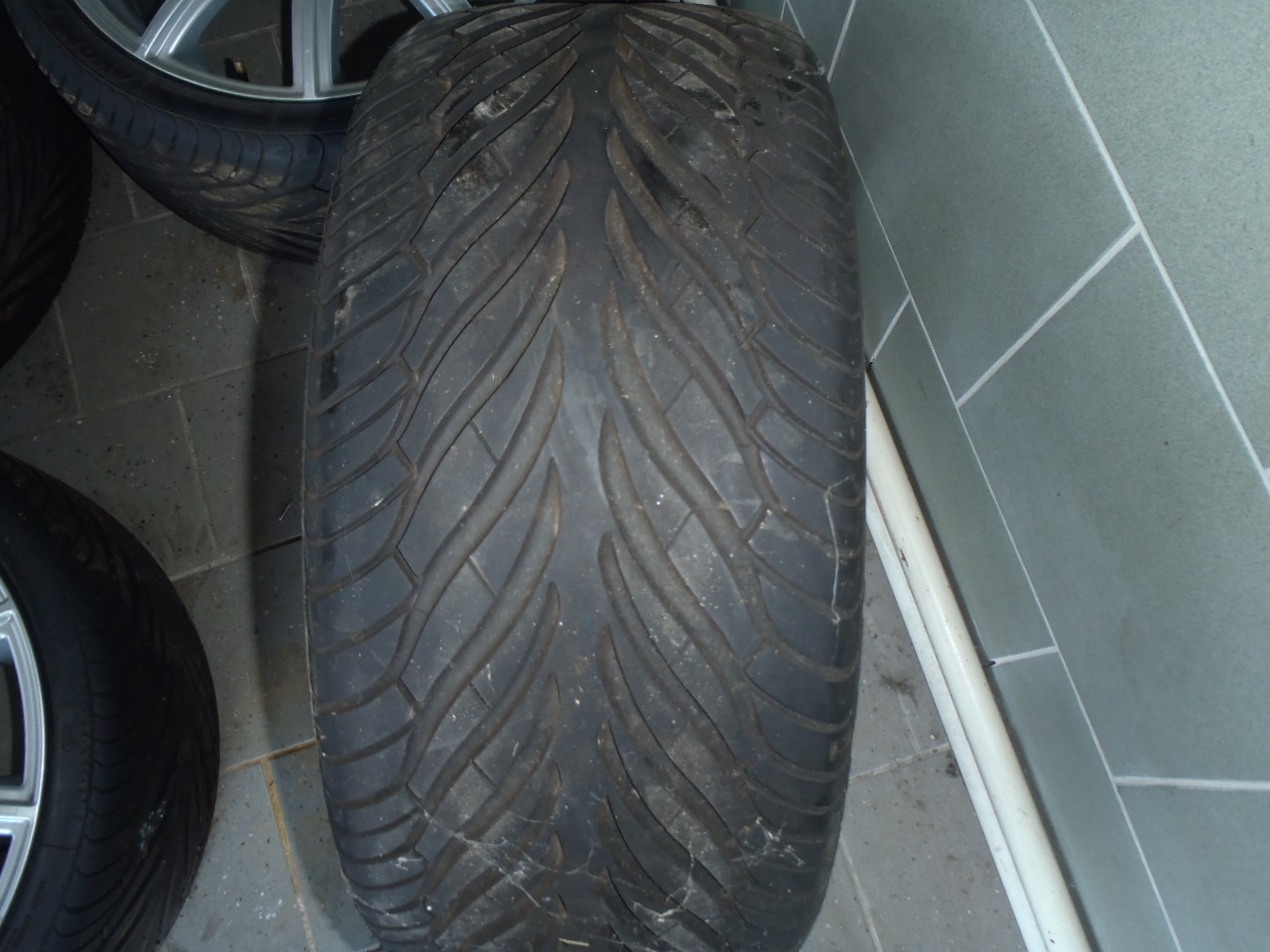 Pneumatiky Avon ZZ3 245/35/ZR19