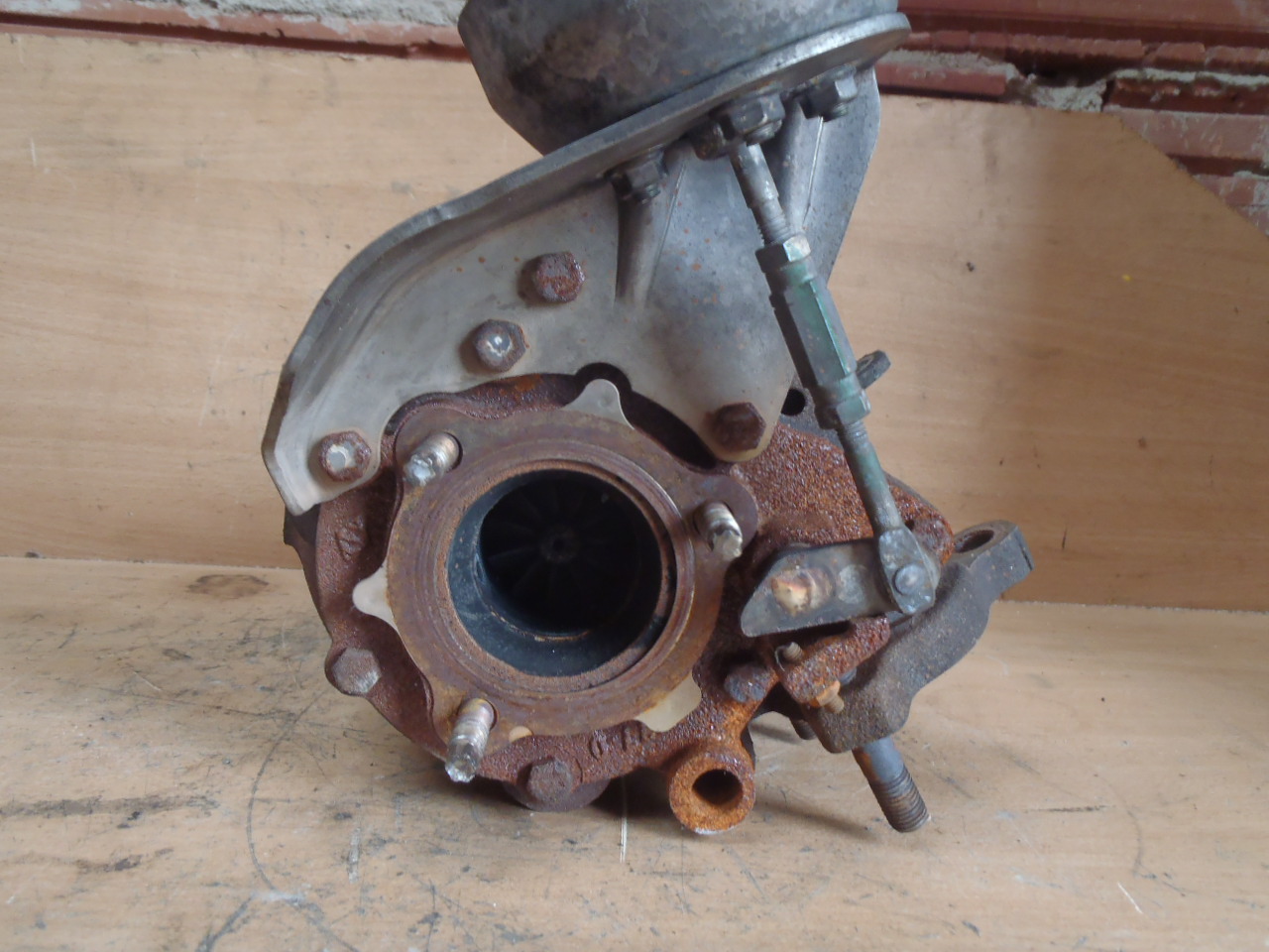 Turbo 2.2 D4D 17201-0R010