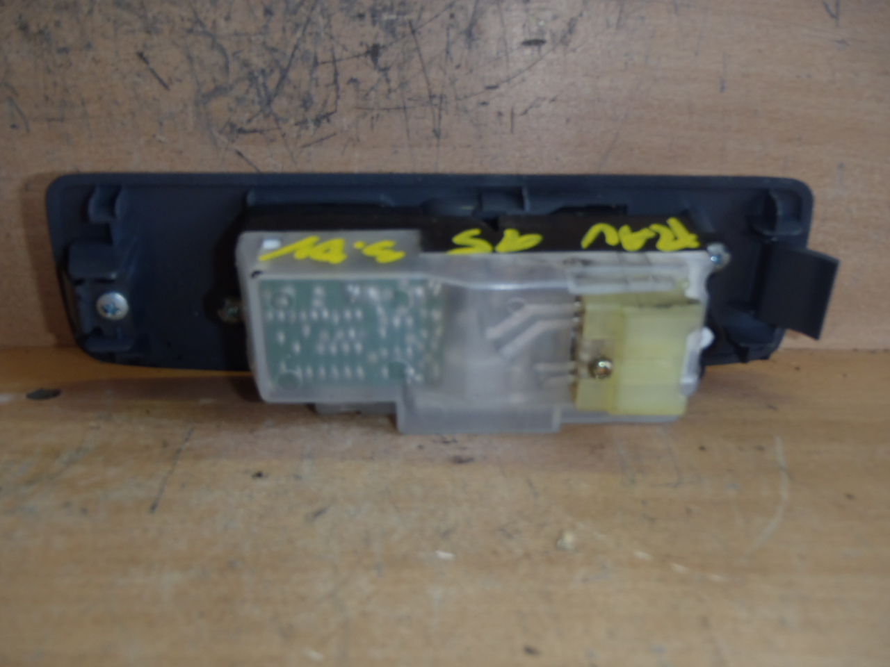 Ovládání oken 3.dvéř